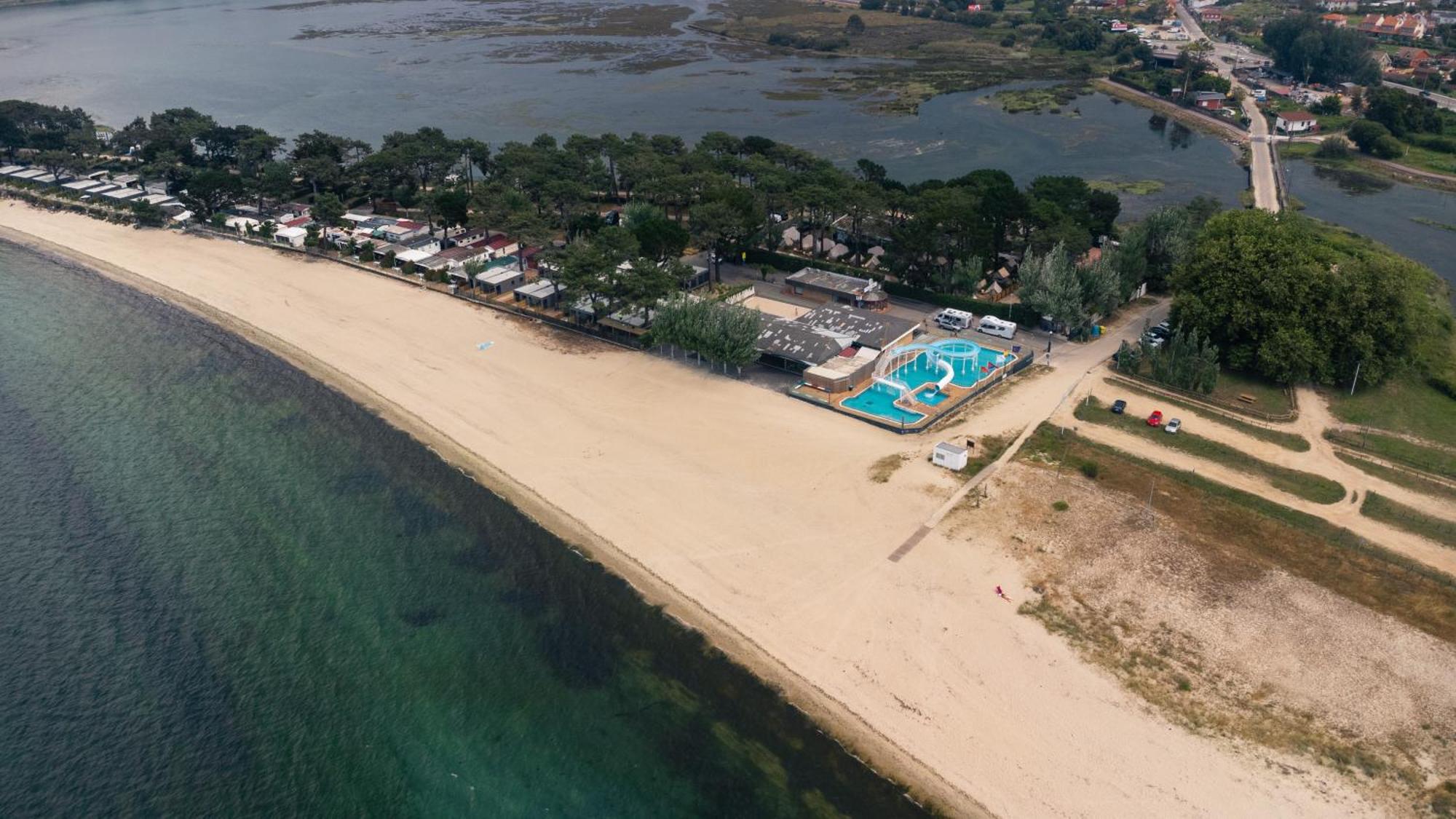 ホテル Kampaoh Bayona Playa バイヨーナ エクステリア 写真